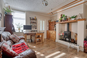 Dining Room- click for photo gallery